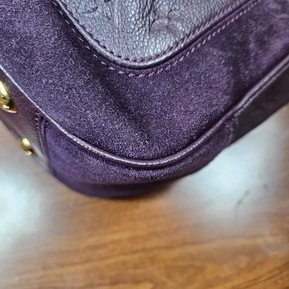 Auth Louis Vuitton Audacieuse Empreinte Suede and Leather MM - Picture 5 of 12